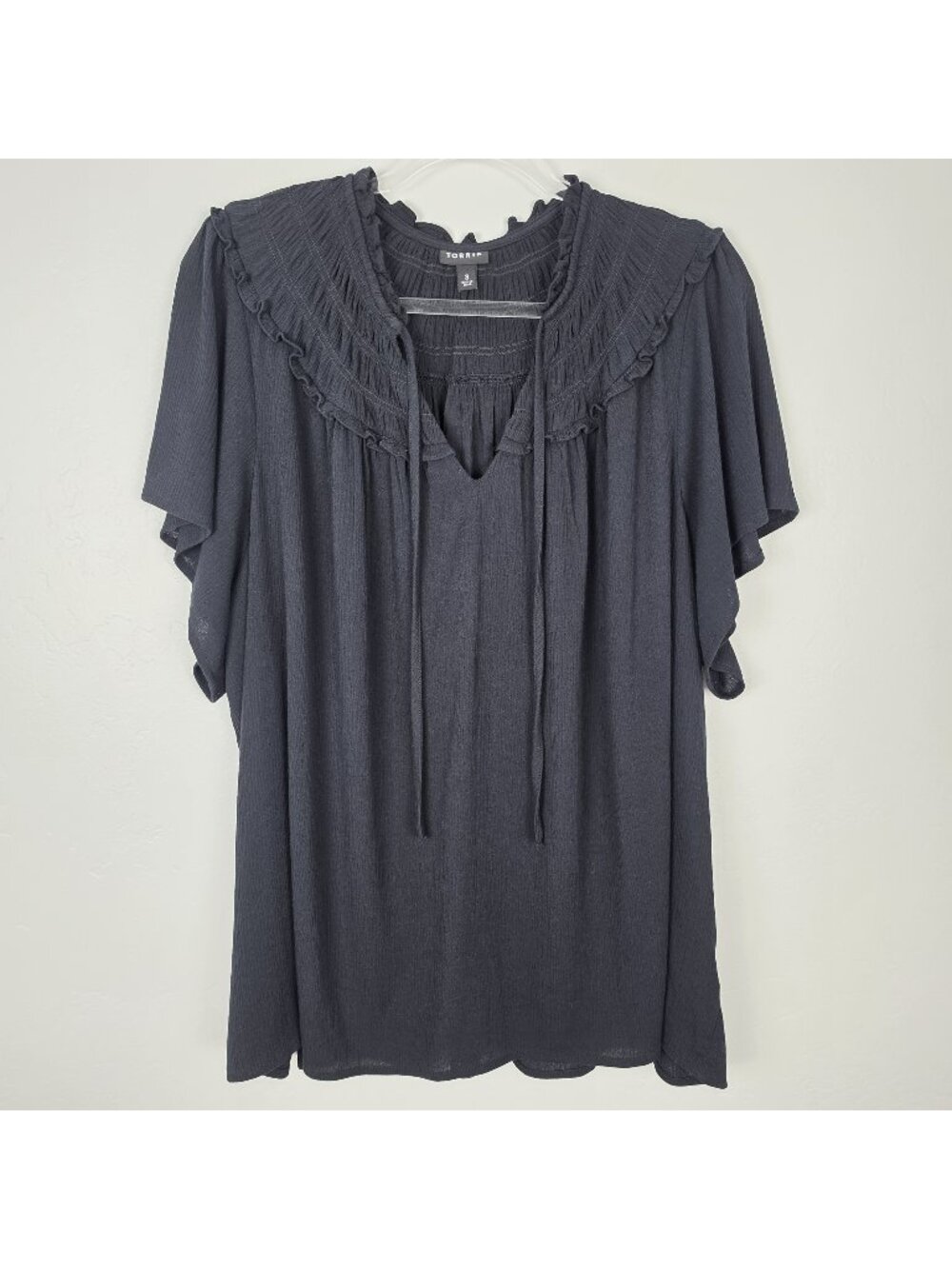 Torrid Washable Gauze Smocked Yoke Ruffle Top Short Sleeve Blouse Black Size 3X